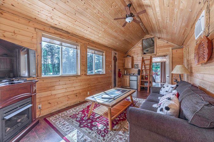 Montana Vacation Cabin Rentals - The Lodge at Lake Mary Ronan